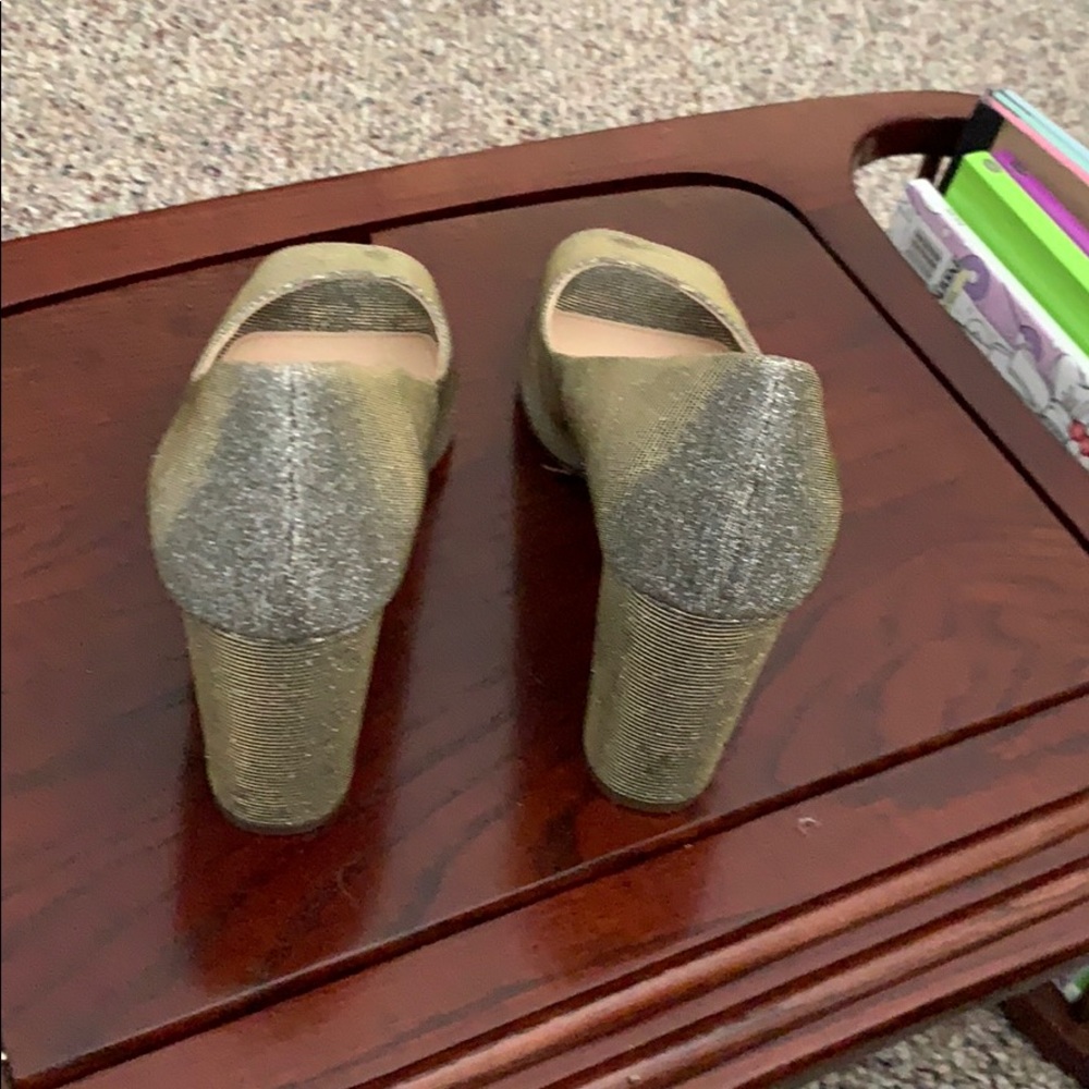 Silver Heels - image 2